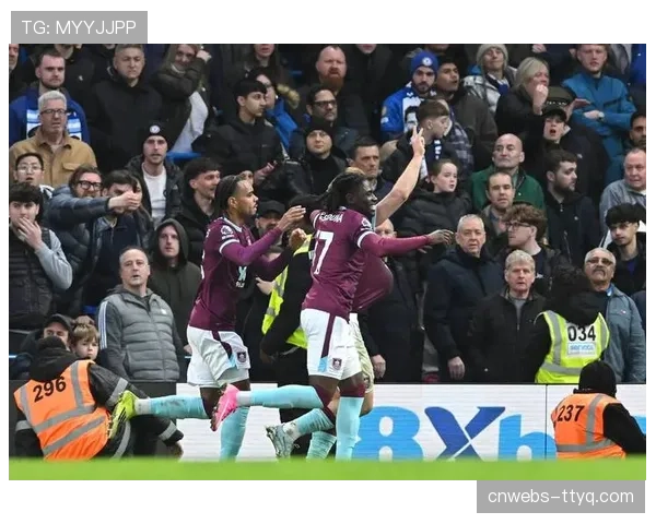 切尔西主场1-1爆冷被伯恩利逼平福法纳红牌帕尔默屡失良机